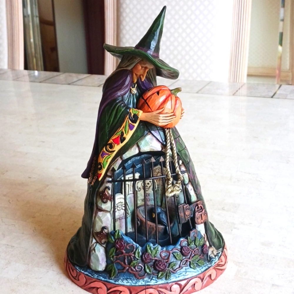 Rare Jim Shore 2008 WITCH called "Spellbound"...collectable..New in box